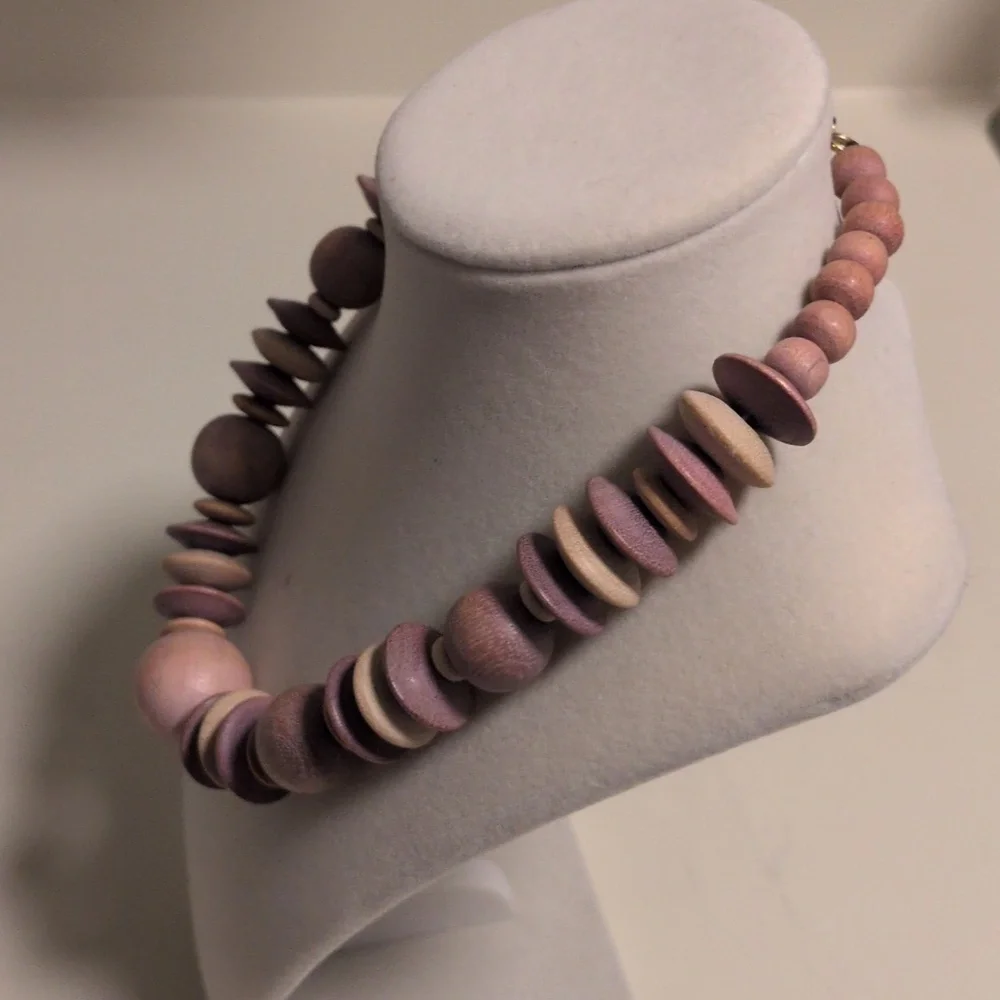 Elegant Purple‎ Pink Tan Wood Beaded Necklace